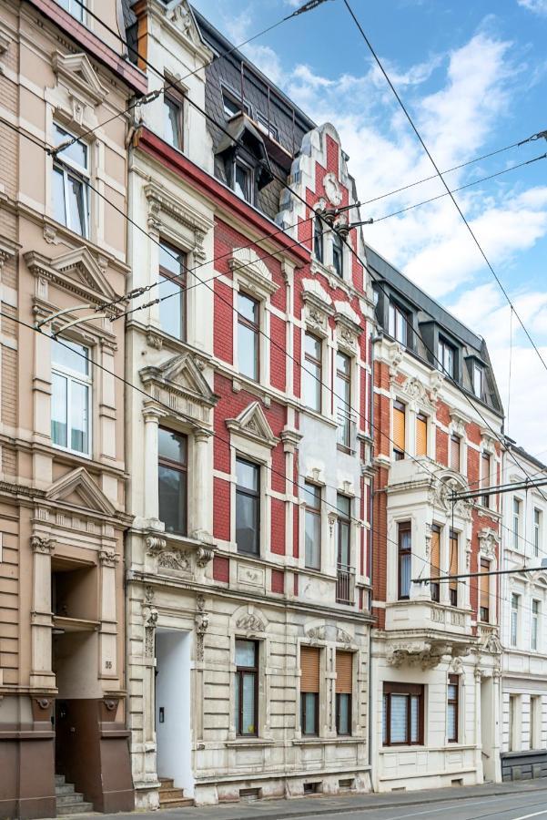 דיסבורג Einfach Aber Sehr Komfortabel - Wohnung Fuer 6 Personen - 2Xwc - Grupen, Messe, Monteure, Studenten - Voll Ausgestattet - 6 Betten 140X200Cm Hochwertig, 3 Smart-Tv 55 Zoll Netflix, 1000 Mbit Wlan, Voll Ausgestattete Kueche מראה חיצוני תמונה
